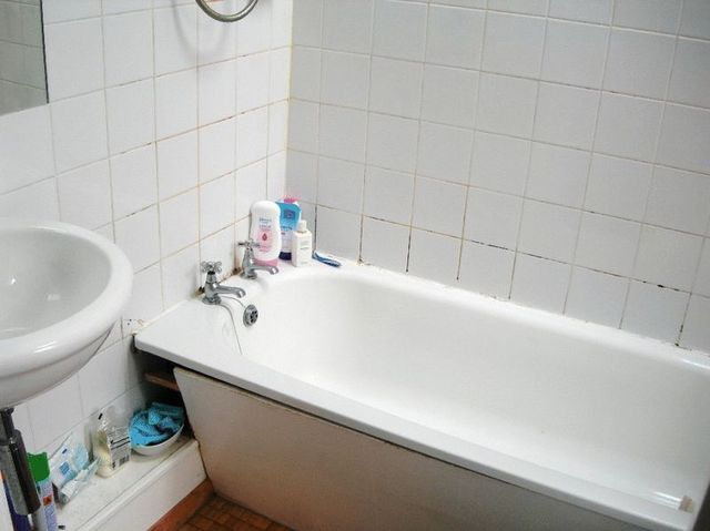  Image of 3 bedroom Detached house for sale in Club Garden Road Sheffield S11 at Club Garden Road Array Heeley, S11 8BX