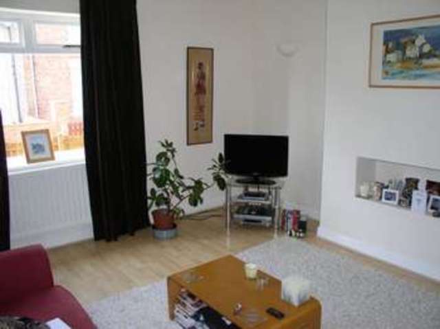  Image of 2 bedroom Terraced house to rent in Cooperative Terrace West Allotment Newcastle upon Tyne NE27 at Co Operative Terrace  West Allotment, NE27 0DU