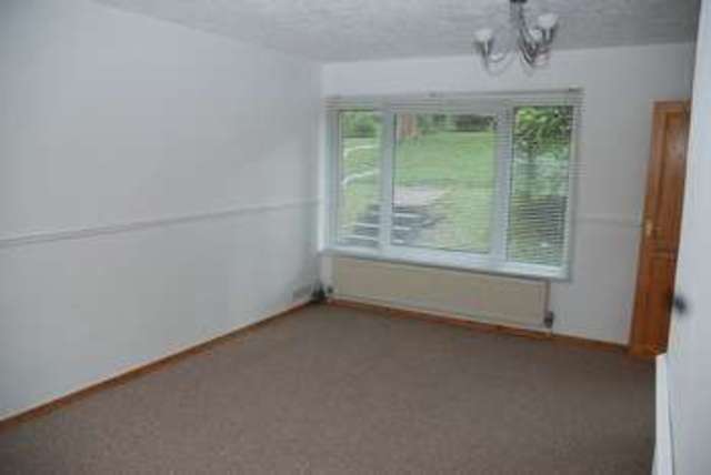  Image of 3 bedroom Terraced house to rent in Cockington Walk Plymouth PL6 at Cockington Walk Eggbuckland Plymouth, PL6 5QF