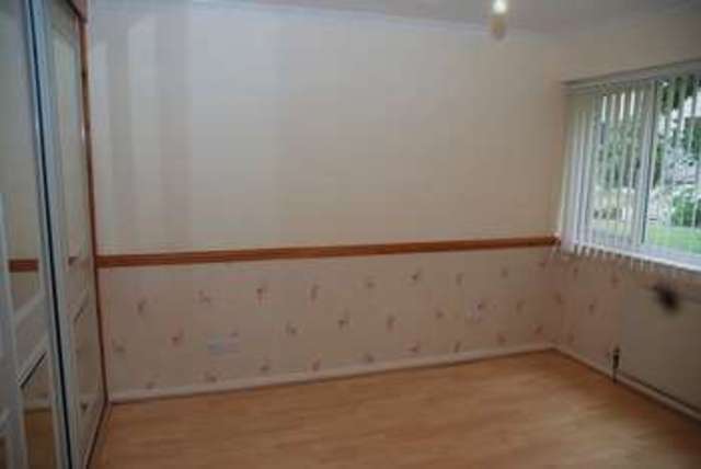  Image of 3 bedroom Terraced house to rent in Cockington Walk Plymouth PL6 at Cockington Walk Eggbuckland Plymouth, PL6 5QF