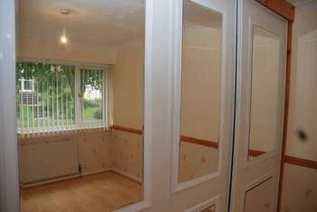  Image of 3 bedroom Terraced house to rent in Cockington Walk Plymouth PL6 at Cockington Walk Eggbuckland Plymouth, PL6 5QF