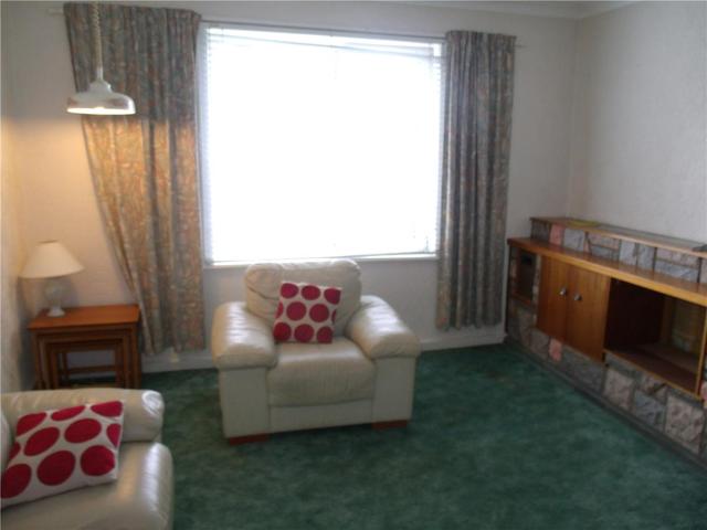  Image of 2 bedroom Flat to rent in Colbreggan Gardens Hardgate Clydebank G81 at Duntocher West Dunbartonshire West Dunbartonshire, G81 5PB