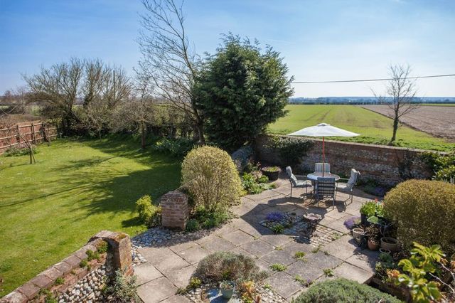  Image of 3 bedroom Cottage for sale in Dereham Road Colkirk Fakenham NR21 at Dereham Road Colkirk Fakenham, NR21 7NH