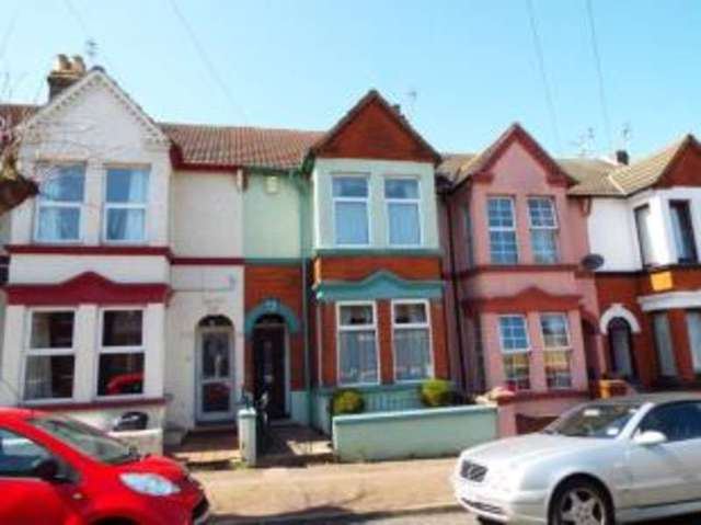  Image of 3 bedroom Terraced house for sale in College Avenue Gillingham ME7 at Gillingham Kent Gillingham, ME7 5HX