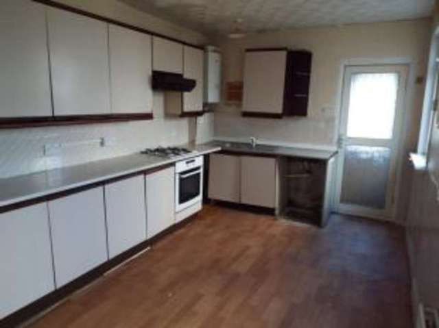  Image of 3 bedroom Terraced house for sale in College Avenue Gillingham ME7 at Gillingham Kent Gillingham, ME7 5HX
