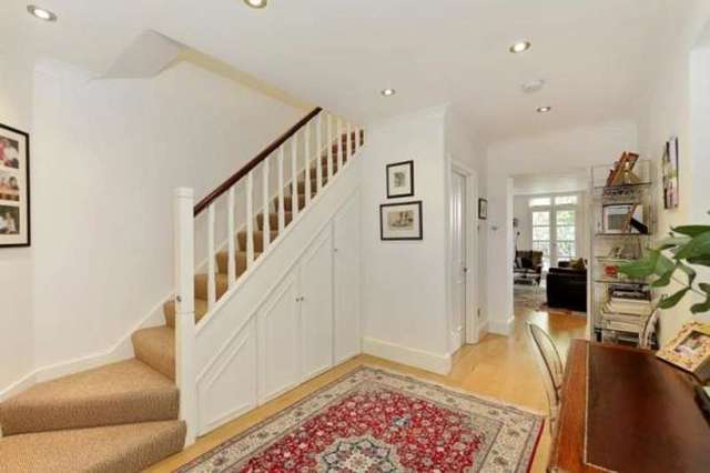  Image of 3 bedroom Flat for sale in Collingham Gardens London SW5 at Earls Court London Earl