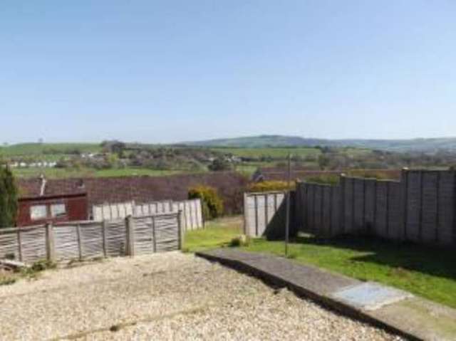  Image of 2 bedroom Bungalow for sale in Gribble Mead Colyton EX24 at Colyton Devon Colyton, EX24 6PQ