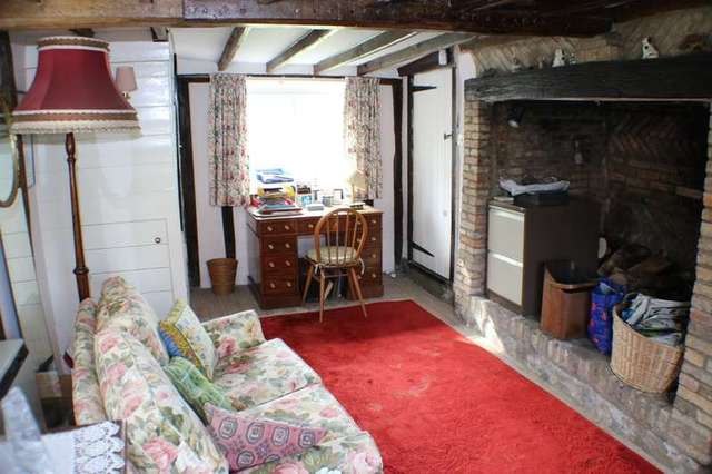  Image of 3 bedroom Cottage for sale in Commercial End Swaffham Bulbeck Cambridge CB25 at Swaffham Bulbeck Cambridgeshire, CB25 0ND