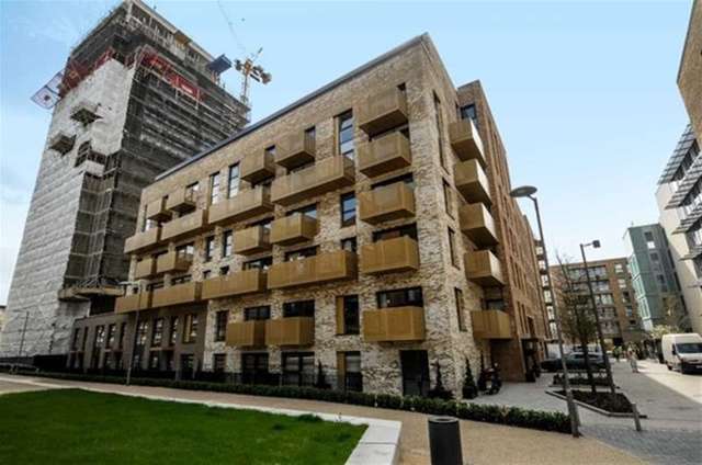  Image of 1 bedroom Flat for sale in Plough Way London SE16 at Surrey Quays, SE16 7UD