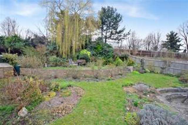  Image of 4 bedroom Detached house for sale in Copper Beech Close Gravesend DA12 at Gravesend Kent Gravesend, DA12 2TH