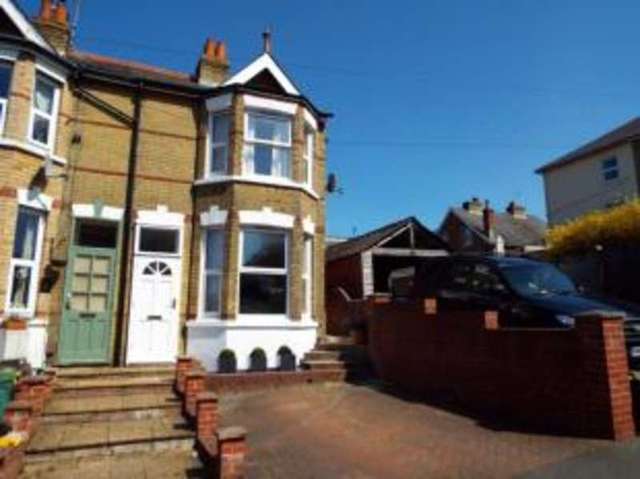  Image of 3 bedroom End of Terrace for sale in Victoria Road Cowes PO31 at Cowes Isle of Wight Cowes, PO31 7JL