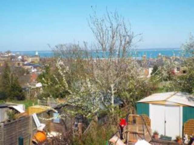  Image of 3 bedroom End of Terrace for sale in Victoria Road Cowes PO31 at Cowes Isle of Wight Cowes, PO31 7JL