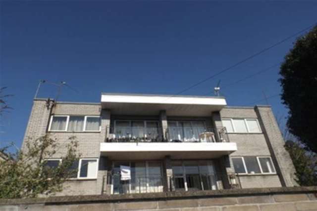  Image of 2 bedroom Flat to rent in Cowper Place Cardiff CF24 at Cardiff, CF24 3FT