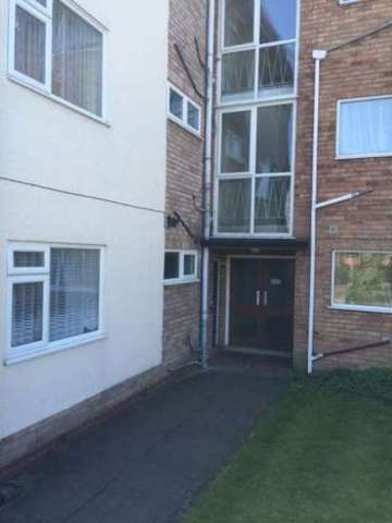  Image of 2 bedroom Flat to rent in Crabtree Close Redditch B98 at Crabtree Close Lodge Park Redditch, B98 7JT