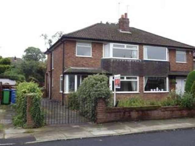  Image of 3 bedroom Property to rent in Craiglands Rochdale OL16 at Craiglands ROCHDALE ROCHDALE, OL16 4RD