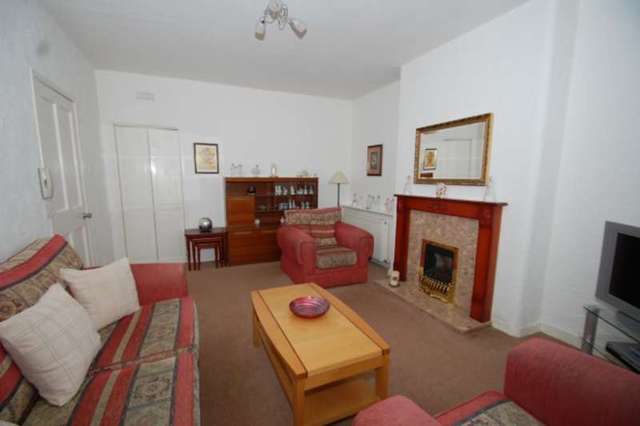  Image of 2 bedroom Flat for sale in Craigmuir Road Glasgow G52 at Craigmuir Road  Glasgow, G52 4AX