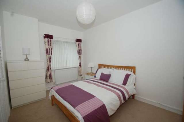  Image of 2 bedroom Flat for sale in Craigmuir Road Glasgow G52 at Craigmuir Road  Glasgow, G52 4AX