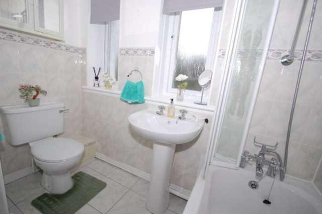  Image of 2 bedroom Flat for sale in Craigmuir Road Glasgow G52 at Craigmuir Road  Glasgow, G52 4AX
