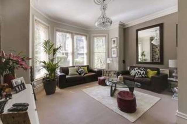  Image of 2 bedroom Flat for sale in Crescent Road London N8 at Crescent Road  Crouch End, N8 8AT