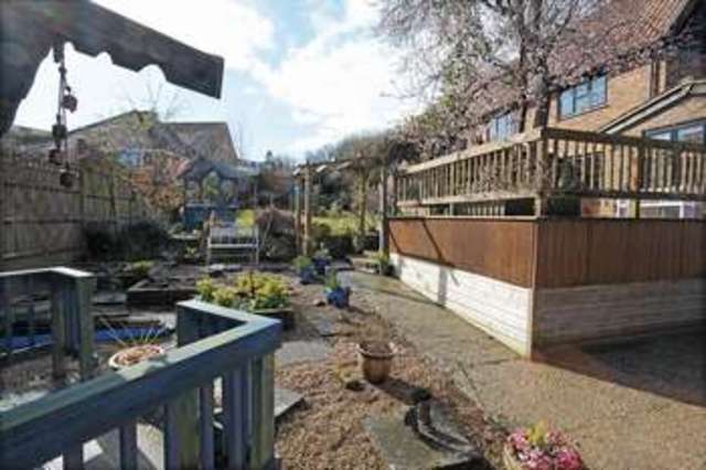  Image of 2 bedroom Maisonette for sale in Croft Road Crowborough TN6 at Croft Road  Crowborough, TN6 1DR