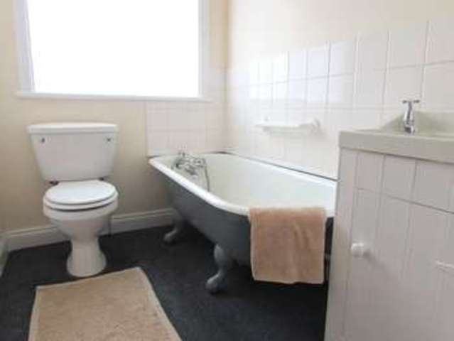 Image of 2 bedroom Semi-Detached house for sale in Crooks Lane Studley B80 at Crooks Lane  Studley, B80 7QX