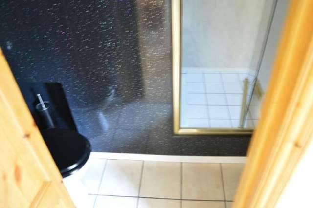  Image of 1 bedroom Flat to rent in Cumberland Drive Chessington KT9 at Cumberland Drive  Chessington, KT9 1HQ