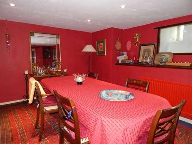  Image of 4 bedroom Semi-Detached house for sale in Cumnock Terrace Castle Cary BA7 at Castle Cary, BA7 7HY