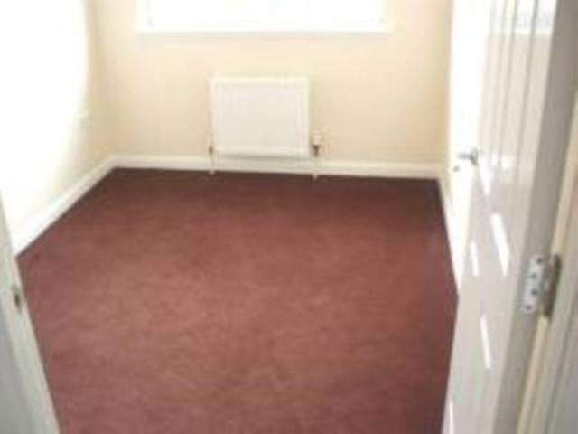  Image of 3 bedroom Semi-Detached house to rent in Dalcross Way Plains Airdrie ML6 at Caldercruix North Lanarkshire North Lanarkshire, ML6 7EG