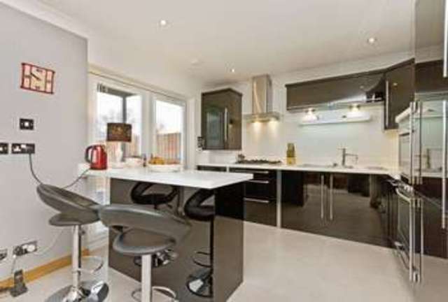  Image of 4 bedroom Terraced house for sale in Daly Gardens High Valleyfield Dunfermline KY12 at Daly Gardens High Valleyfield Dunfermline, KY12 8EH