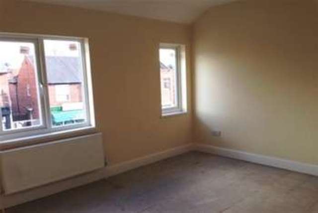  Image of 2 bedroom Flat to rent in West Auckland Road Darlington DL3 at Darlington, DL3 9EJ