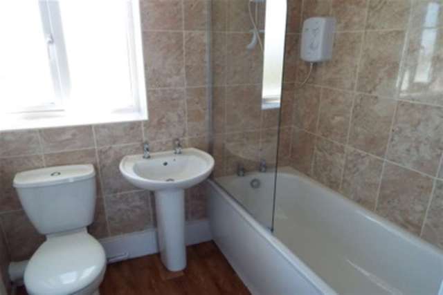  Image of 3 bedroom Detached house to rent in Wimborne Close Darlington DL3 at Darlington, DL3 9XA