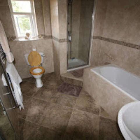  Image of 5 bedroom Detached house to rent in Dawlish Road Alphington Exeter EX2 at Dawlish Road  Exeter, EX2 8XW