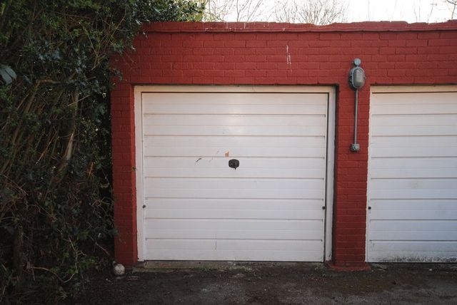  Image of 2 bedroom Flat for sale in Dean Road Southampton SO18 at Dean Road  Southampton, SO18 6AQ