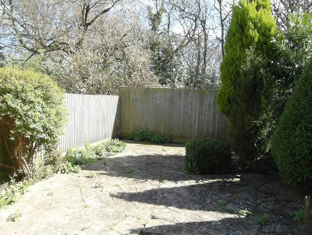  Image of 3 bedroom Property to rent in Delmey Close Croydon CR0 at Delmey Close  Croydon, CR0 5QD