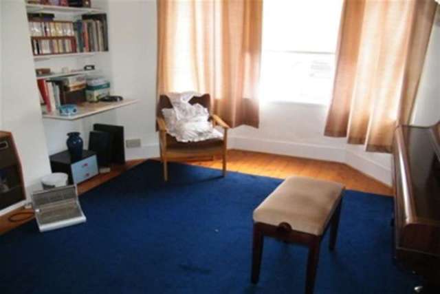  Image of 3 bedroom Detached house to rent in Deri Road Cardiff CF23 at Cardiff, CF23 5AJ