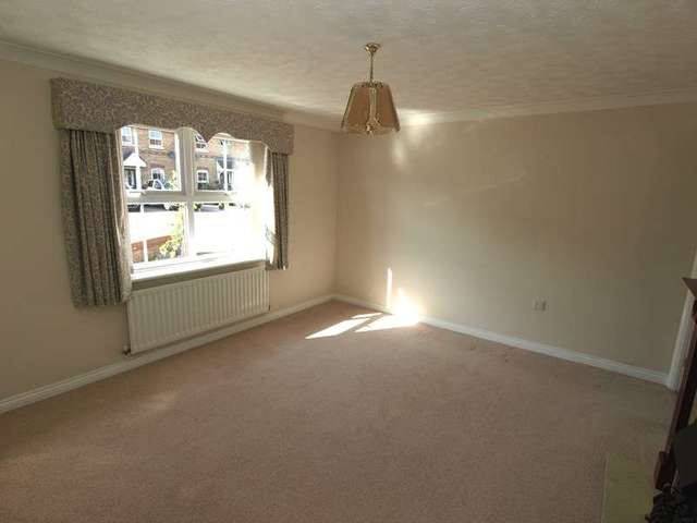  Image of 3 bedroom Detached house to rent in Desborough Way Thorpe St. Andrew Norwich NR7 at Desborough Way  Norwich, NR7 0RR