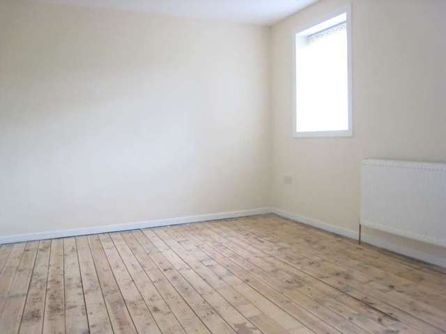  Image of 3 bedroom Semi-Detached house for sale in Diadem Drive Leeds LS14 at Leeds LS14 Leeds, LS14 6AP
