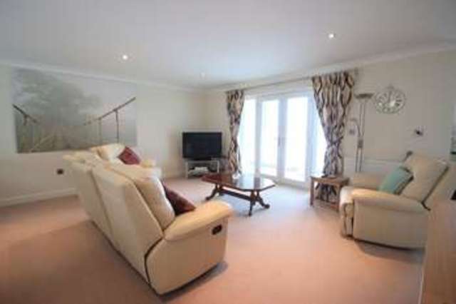  Image of 3 bedroom Flat for sale in Doc Fictoria Caernarfon LL55 at Doc Fictoria  Caernarfon, LL55 1TH