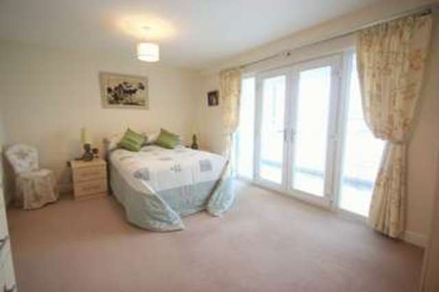  Image of 3 bedroom Flat for sale in Doc Fictoria Caernarfon LL55 at Doc Fictoria  Caernarfon, LL55 1TH