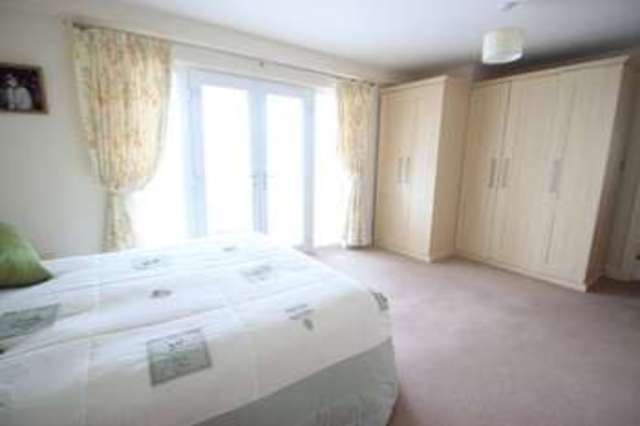  Image of 3 bedroom Flat for sale in Doc Fictoria Caernarfon LL55 at Doc Fictoria  Caernarfon, LL55 1TH