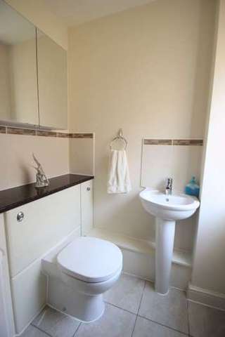  Image of 3 bedroom Flat for sale in Doc Fictoria Caernarfon LL55 at Doc Fictoria  Caernarfon, LL55 1TH