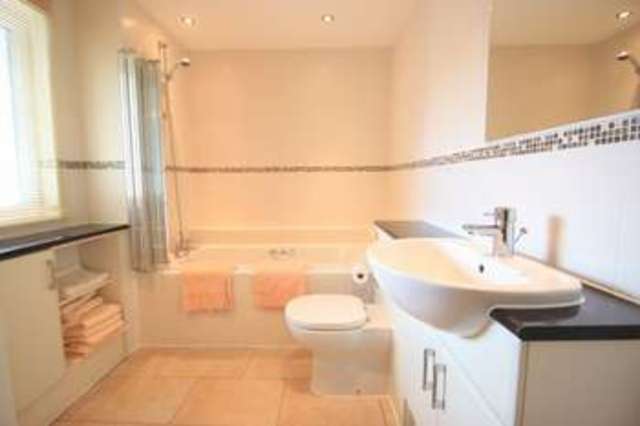  Image of 3 bedroom Flat for sale in Doc Fictoria Caernarfon LL55 at Doc Fictoria  Caernarfon, LL55 1TH
