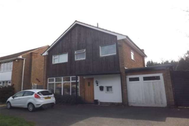  Image of 3 bedroom Detached house to rent in Dorchester Road Solihull B91 at Solihull, B91 1LJ