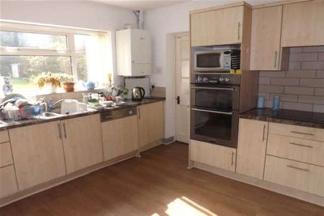  Image of 3 bedroom Detached house to rent in Dorchester Road Solihull B91 at Solihull, B91 1LJ