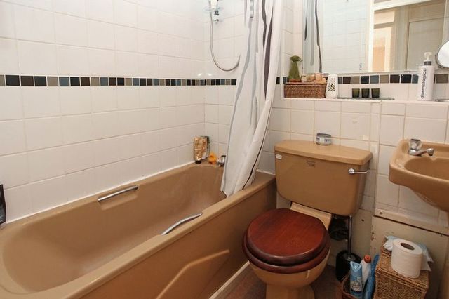  Image of 2 bedroom Flat for sale in Dove Court Ironbridge Telford TF8 at Dove Court Ironbridge Telford, TF8 7QF