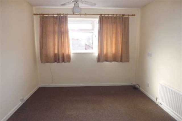  Image of 3 bedroom Detached house to rent in Dunlin Close Beechwood Runcorn WA7 at Runcorn, WA7 3JR