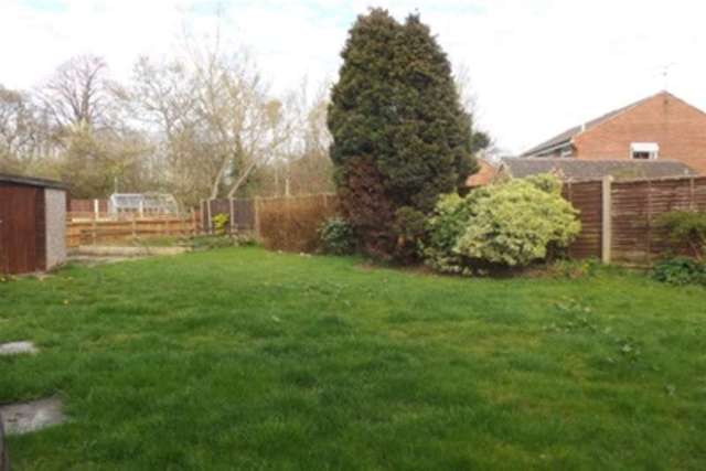  Image of 3 bedroom Detached house to rent in Dunlin Close Beechwood Runcorn WA7 at Runcorn, WA7 3JR
