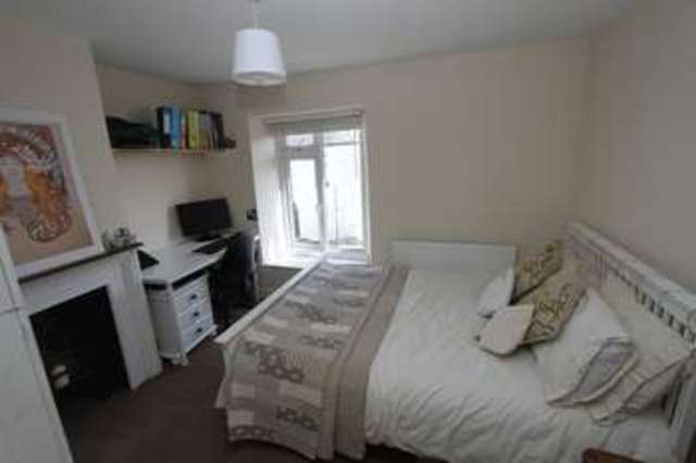  Image of 2 bedroom Terraced house for sale in East Clevedon Triangle Clevedon BS21 at East Clevedon Triangle  Clevedon, BS21 6BQ