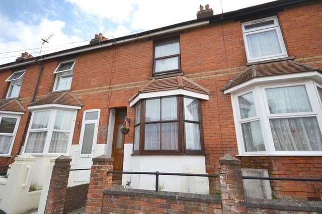  Image of 3 bedroom Terraced house for sale in Orchard Road East Cowes PO32 at East Cowes Isle Of Wight, PO32 6DU