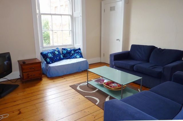  Image of 4 bedroom Flat to rent in East Preston Street Edinburgh EH8 at Newington Edinburgh Edinburgh, EH8 9QD